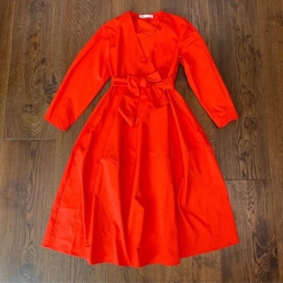 Zara poplin dress w/ belt & pockets bloggers fave size Small - Picture 6 of 7